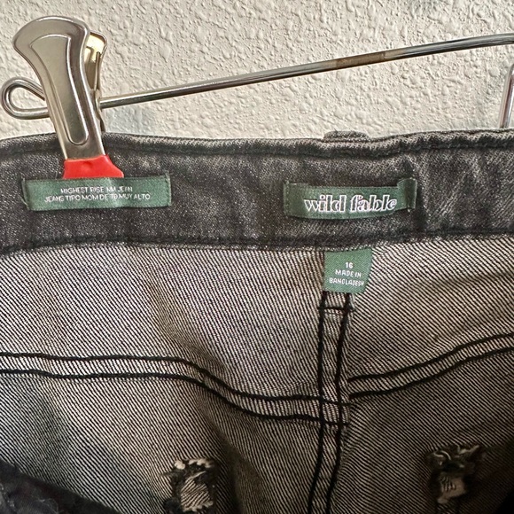 Wild Fable • Black Button Fly Mom Jean - Picture 2 of 3
